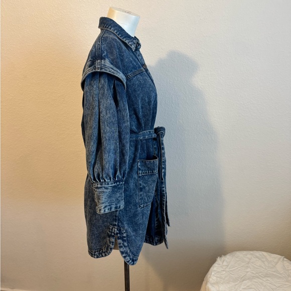 Women's Long Sleeve Denim Belted Dress - Picture 11 of 15